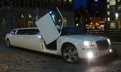 Hire CHRYSLER C300 BABY BENTLEY LIMO